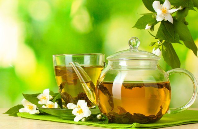 کاربردهای متفاوت چای برای پوست ومو
